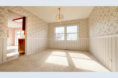 28 Montgomery Lane, Vernon Hills, IL 60061 - Photo 3