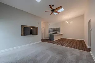 1736 Ranchview Dr, Naperville, IL 60565 - Photo 9