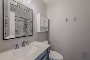 1736 Ranchview Dr, Naperville, IL 60565 - Photo 15