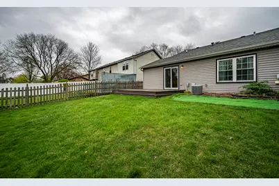 1736 Ranchview Drive, Naperville, IL 60565 - Photo 21