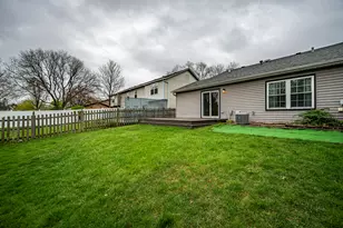 1736 Ranchview Dr, Naperville, IL 60565 - Photo 21