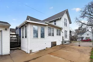 1210 Fairview Ave, Rockford, IL 61101 - Photo 33