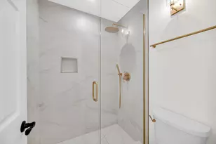 19W278 Governors Trail, Oak Brook, IL 60523 - Photo 15