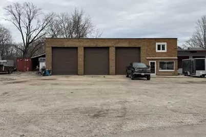 319 Pearl Street, Montgomery, IL 60538 - Photo 1