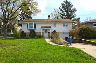 5921 Blodgett Ave, Downers Grove, IL 60516 - Photo 1