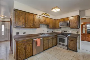 16533 Louis Ave, South Holland, IL 60473 - Photo 13