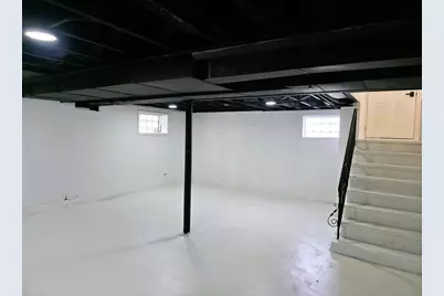 10055 S Oglesby Avenue, Chicago, IL 60617 - Photo 29