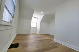 10055 S Oglesby Ave, Chicago, IL 60617 - Photo 27