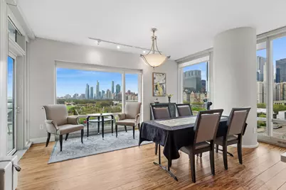 340 E Randolph Street #907, Chicago, IL 60601 - Photo 5