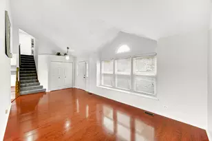 371 Cimarron Ct, Aurora, IL 60504 - Photo 11