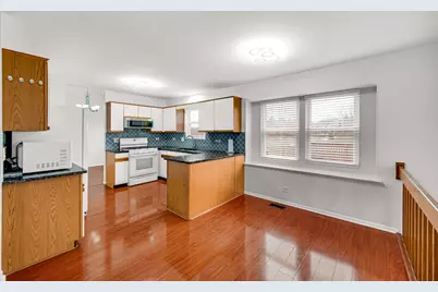 371 Cimarron Court, Aurora, IL 60504 - Photo 7