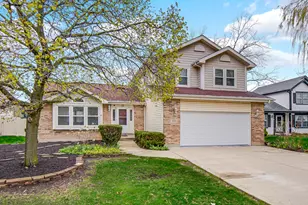 371 Cimarron Ct, Aurora, IL 60504 - Photo 3