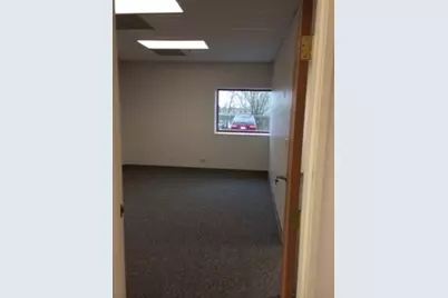 11958 Oak Creek Parkway, Huntley, IL 60142 - Photo 7