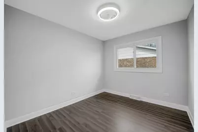 527 N Virginia Avenue, Glenwood, IL 60425 - Photo 13