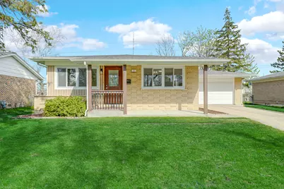 527 N Virginia Avenue, Glenwood, IL 60425 - Photo 1