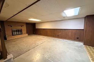 734 1st St, West Brooklyn, IL 61378 - Photo 19