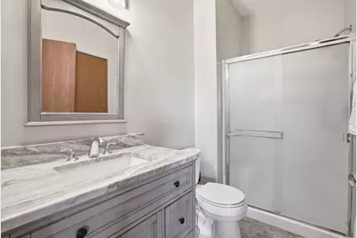 392 E 17th Place, Lombard, IL 60148 - Photo 15