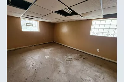 8716 S Laflin Street, Chicago, IL 60620 - Photo 17