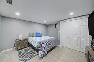 581 Welter Dr, Wood Dale, IL 60191 - Photo 17