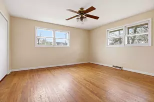 155 E Madison St, Elmhurst, IL 60126 - Photo 23