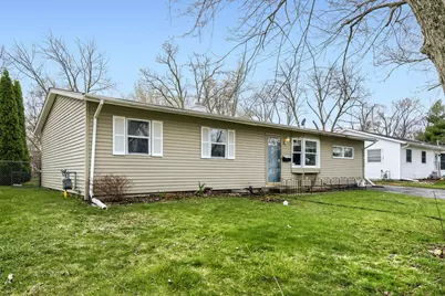 18647 W Pamela Place, Gurnee, IL 60031 - Photo 1