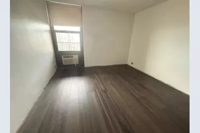 3001 S Michigan Avenue #1707, Chicago, IL 60616 - Photo 9