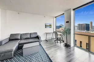 222 N Columbus Dr, Chicago, IL 60601 - Photo 3