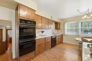 4650 W Lunt Ave, Lincolnwood, IL 60712 - Photo 7