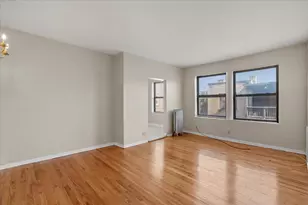 1934 E 74th St, Chicago, IL 60649 - Photo 5