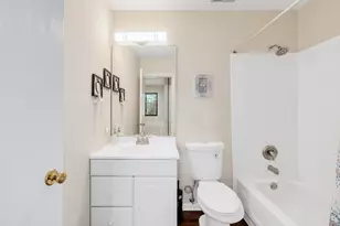 1824 Whidden Ave, Downers Grove, IL 60516 - Photo 13
