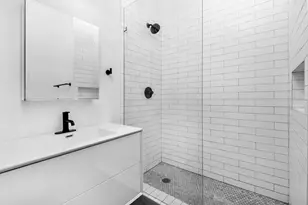 [Address not provided], Chicago, IL 60607 - Photo 9