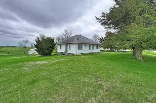 12694 Meredosia Rd, Albany, IL 61230 - Photo 19