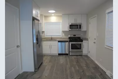 1808 W Ridgeland Avenue, Waukegan, IL 60085 - Photo 9