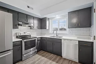 2815 Glenwood Lansing Rd, Lynwood, IL 60411 - Photo 7