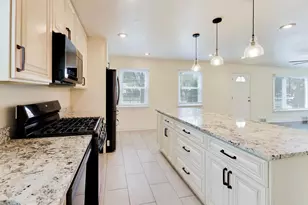 909 E Oakton St, Arlington Heights, IL 60004 - Photo 7
