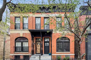 208 W St Paul Ave, Chicago, IL 60614 - Photo 1