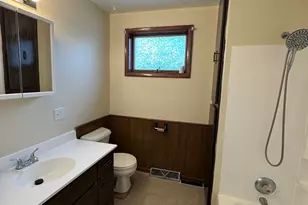 1090 Creve Coeur St, Lasalle, IL 61301 - Photo 9