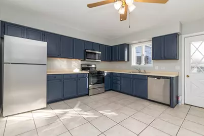 61 Highview Avenue, Fox Lake, IL 60020 - Photo 3