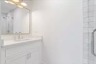 104 S Monroe St, Hinsdale, IL 60521 - Photo 29