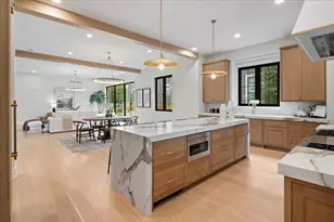 104 S Monroe St, Hinsdale, IL 60521 - Photo 11