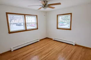 5834 W Montrose Ave, Chicago, IL 60634 - Photo 3