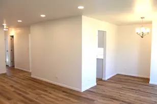 1470 Elizabeth St, Glendale Heights, IL 60139 - Photo 9