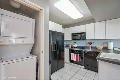 1720 Maple Avenue #2670, Evanston, IL 60201 - Photo 5