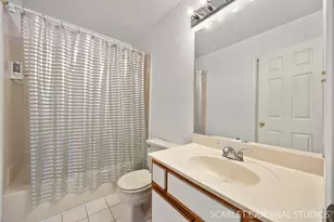 1004 Prairie View Ct, Naperville, IL 60563 - Photo 17