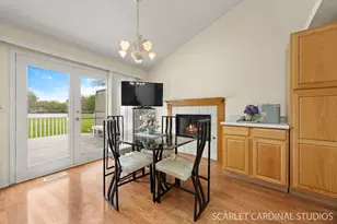 1004 Prairie View Ct, Naperville, IL 60563 - Photo 7