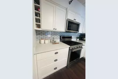 3303 Grove Avenue #306, Berwyn, IL 60402 - Photo 7