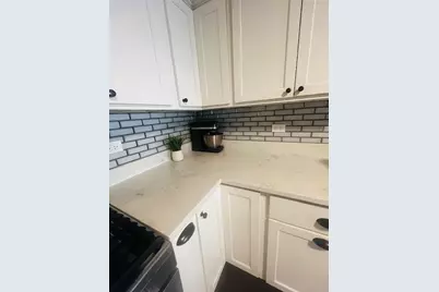 3303 Grove Avenue #306, Berwyn, IL 60402 - Photo 3