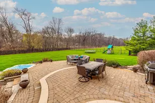 37W209 Deer Pond Ct, Saint Charles, IL 60175 - Photo 39
