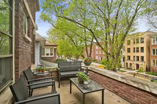 1423 W Hollywood Ave, Chicago, IL 60660 - Photo 25