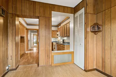 1423 W Hollywood Avenue, Chicago, IL 60660 - Photo 19